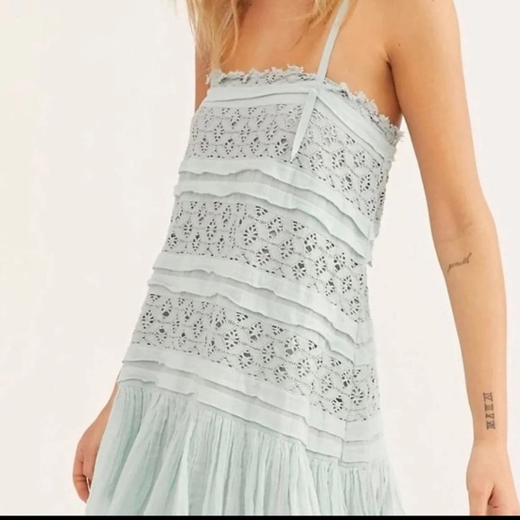 Free People Dresses & Skirts - Free People Shailee Distressed Mini Dress